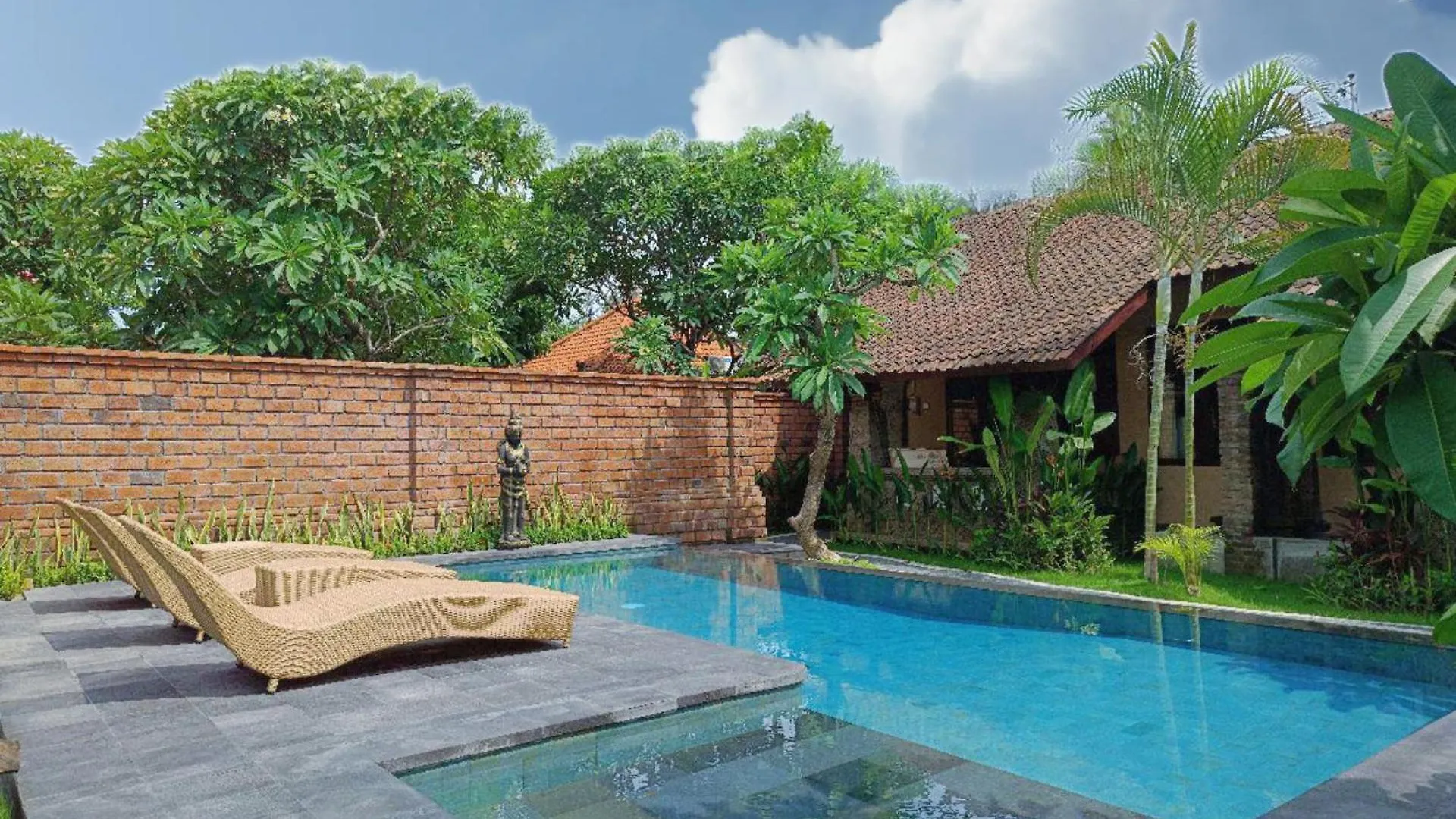Mahe Garden Inn And Villas By Kamara Kuta  Indonesia