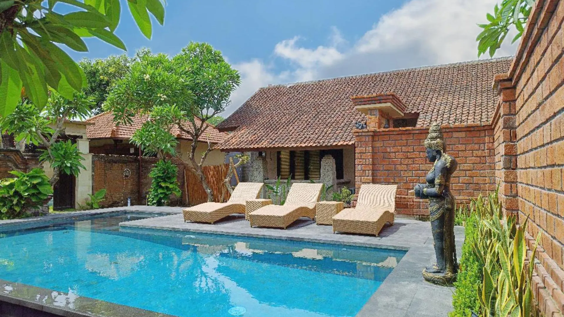 Mahe Garden Inn And Villas By Kamara Kuta  Indonesia